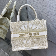 Christian Dior Shopping Bags